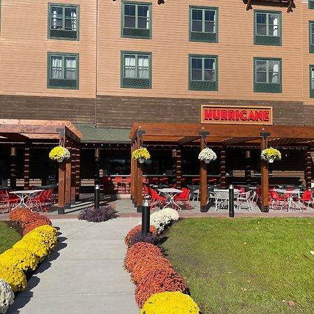 Six Flags Great Escape Lodge & Indoor Waterpark Queensbury Exteriör bild