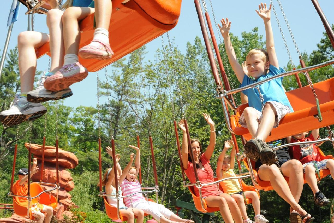 Six Flags Great Escape Lodge & Indoor Waterpark Queensbury Exteriör bild