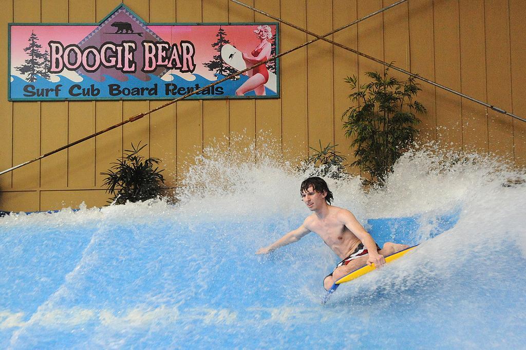 Six Flags Great Escape Lodge & Indoor Waterpark Queensbury Exteriör bild